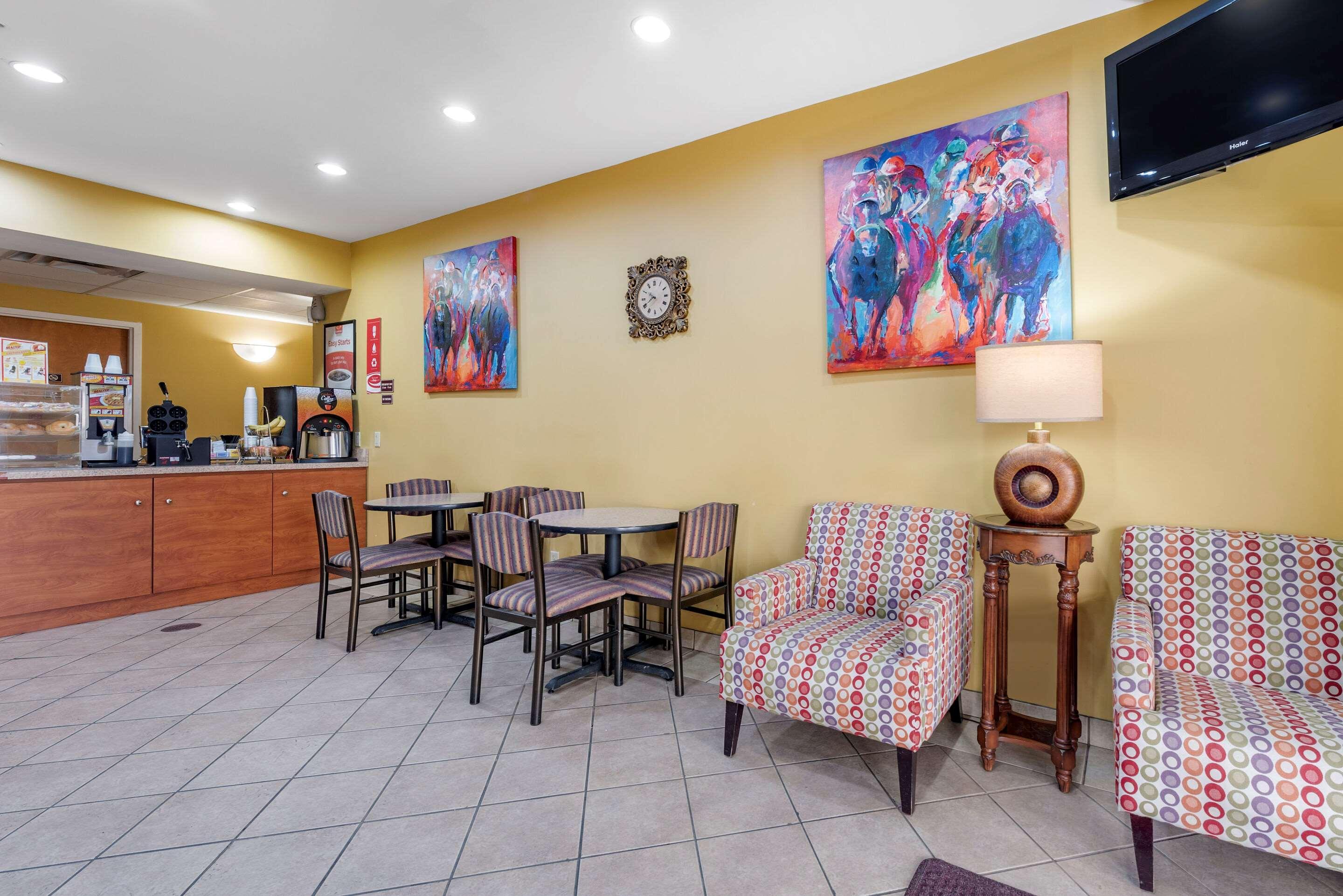 Econo Lodge Louisville Airport Luaran gambar